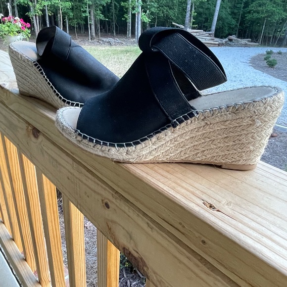 Adrienne Vittadini Wedge Sandal 8.5 - Picture 1 of 6